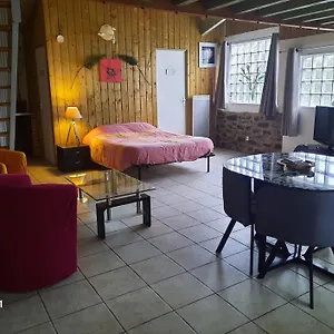 De La Nouasse Appartement Québriac